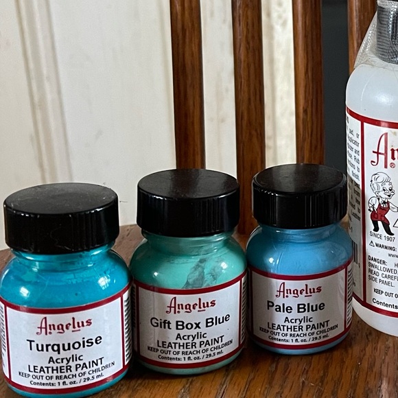 Angelus Leather Paint - Picture 2 of 4